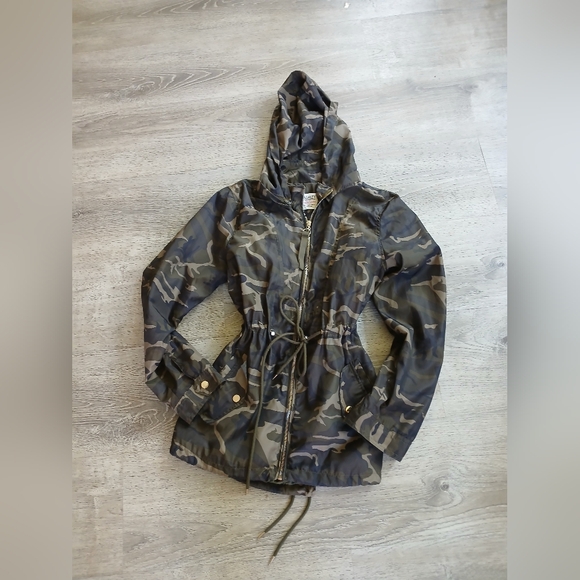 Ashley By 26 International Jackets & Blazers - Ashley By 26 International Camouflage Hooded Women's Jacket
